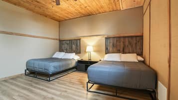 6 bedrooms, free WiFi, bed sheets