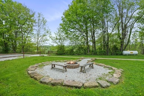 Property grounds - Buckets Lodge | Sleeps 28, Theater & Basketball (Logan)