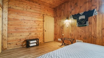 6 bedrooms, free WiFi, bed sheets