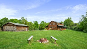 Property grounds - Pioneer Lodge | Hocking Hills, Sleeps 15, Hot Tub (Logan)