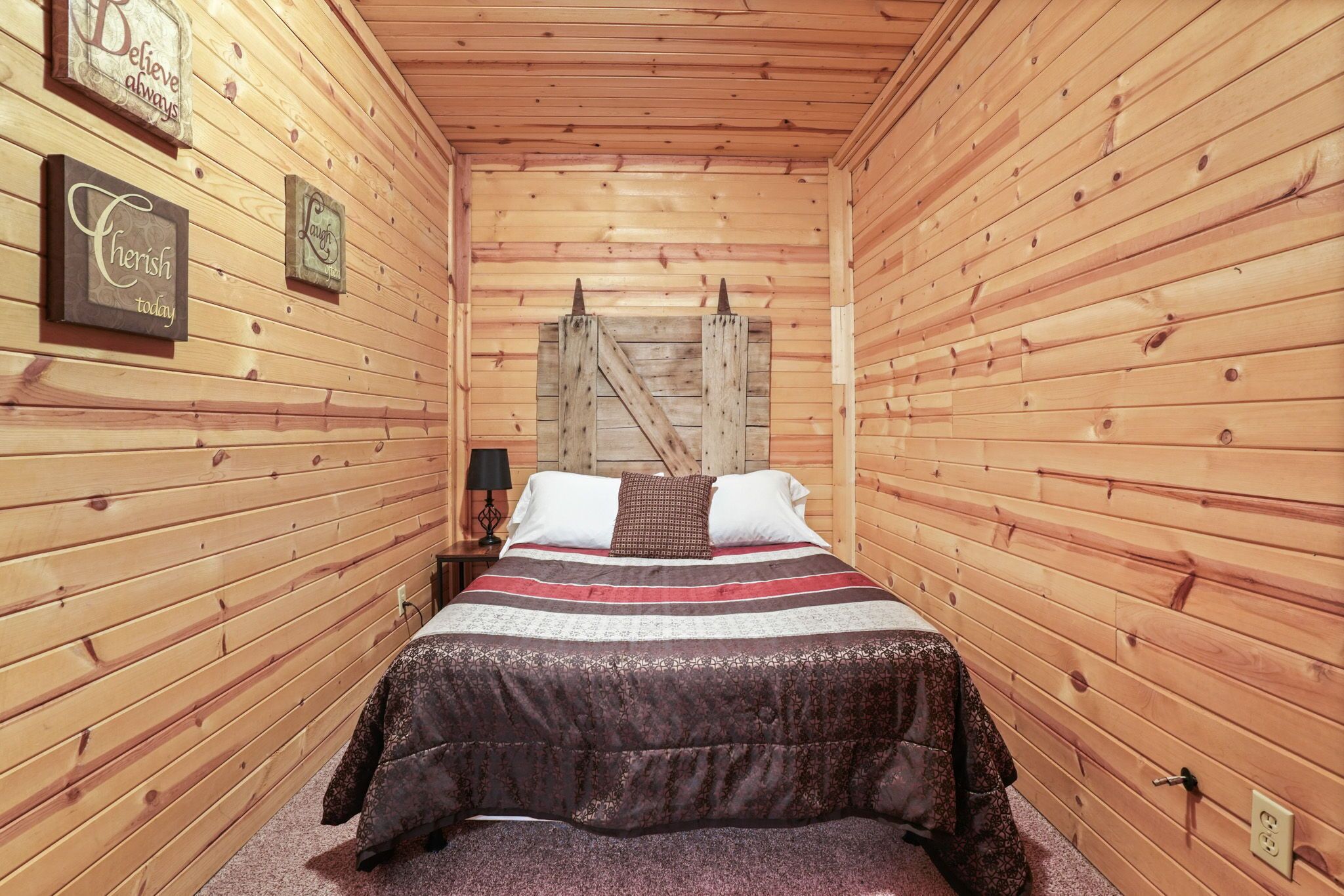 5 chambres, Wi-Fi gratuit, draps fournis