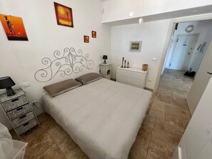 2 Schlafzimmer, Bügeleisen/Bügelbrett, kostenloses WLAN, Bettwäsche