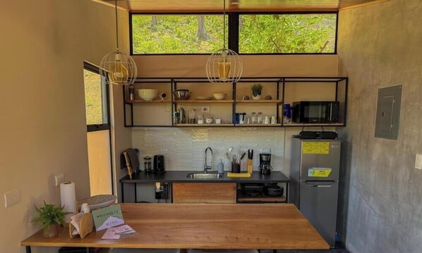 Coffee/tea maker, fridge, microwave, stovetop - Villas Rufina, un paraíso natural en el corazón de Guanacaste. (Nicoya)