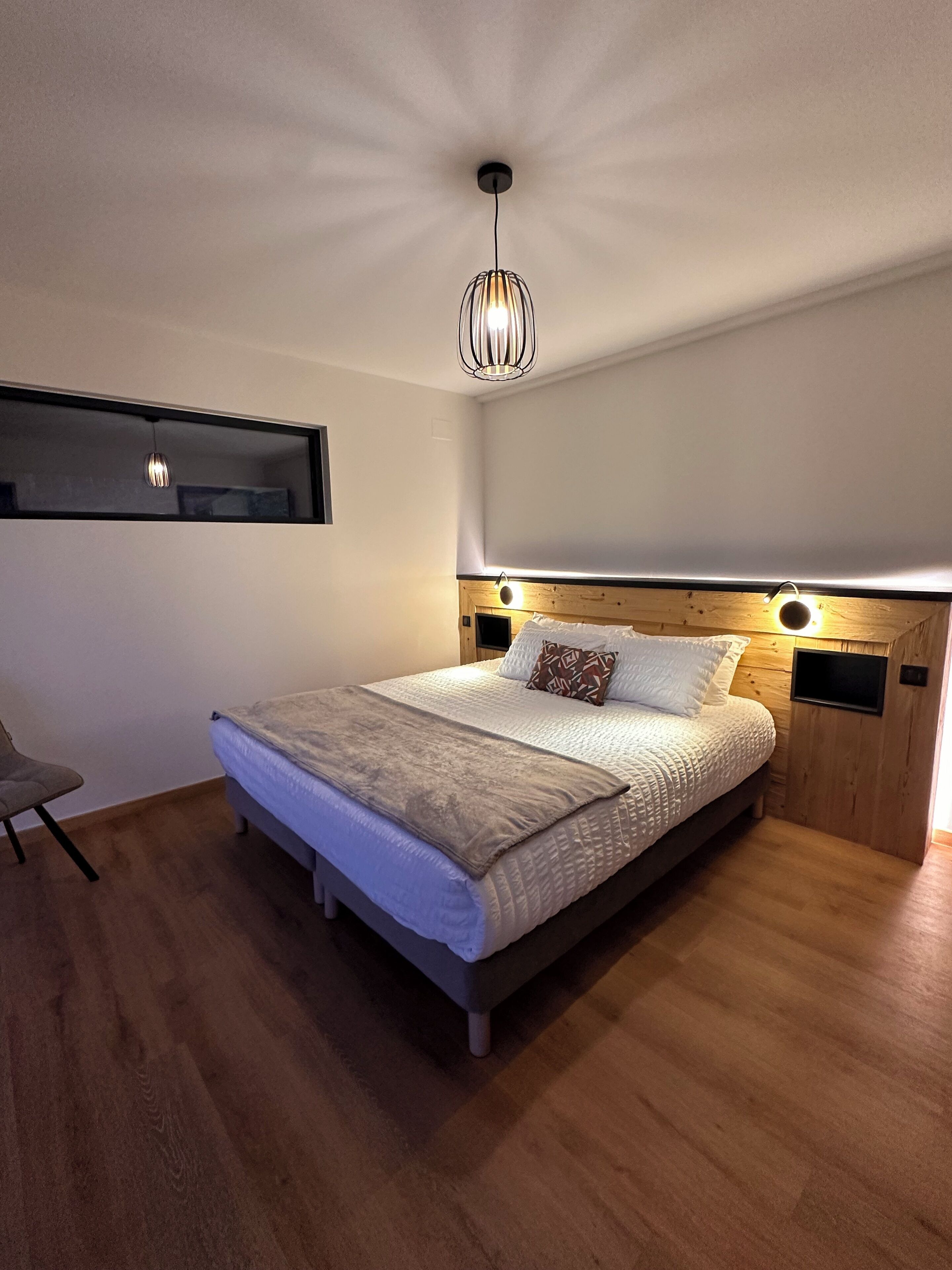 Coffres-forts dans les chambres, rideaux occultants, Wi-Fi gratuit