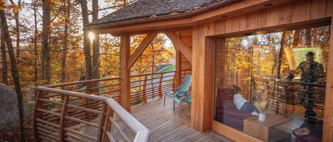 Cabana família | Área de estar | TV de tela plana 47 polegadas com canais a cabo, pisos aquecidos