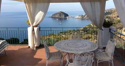 The Palm "Villa Nunzia"