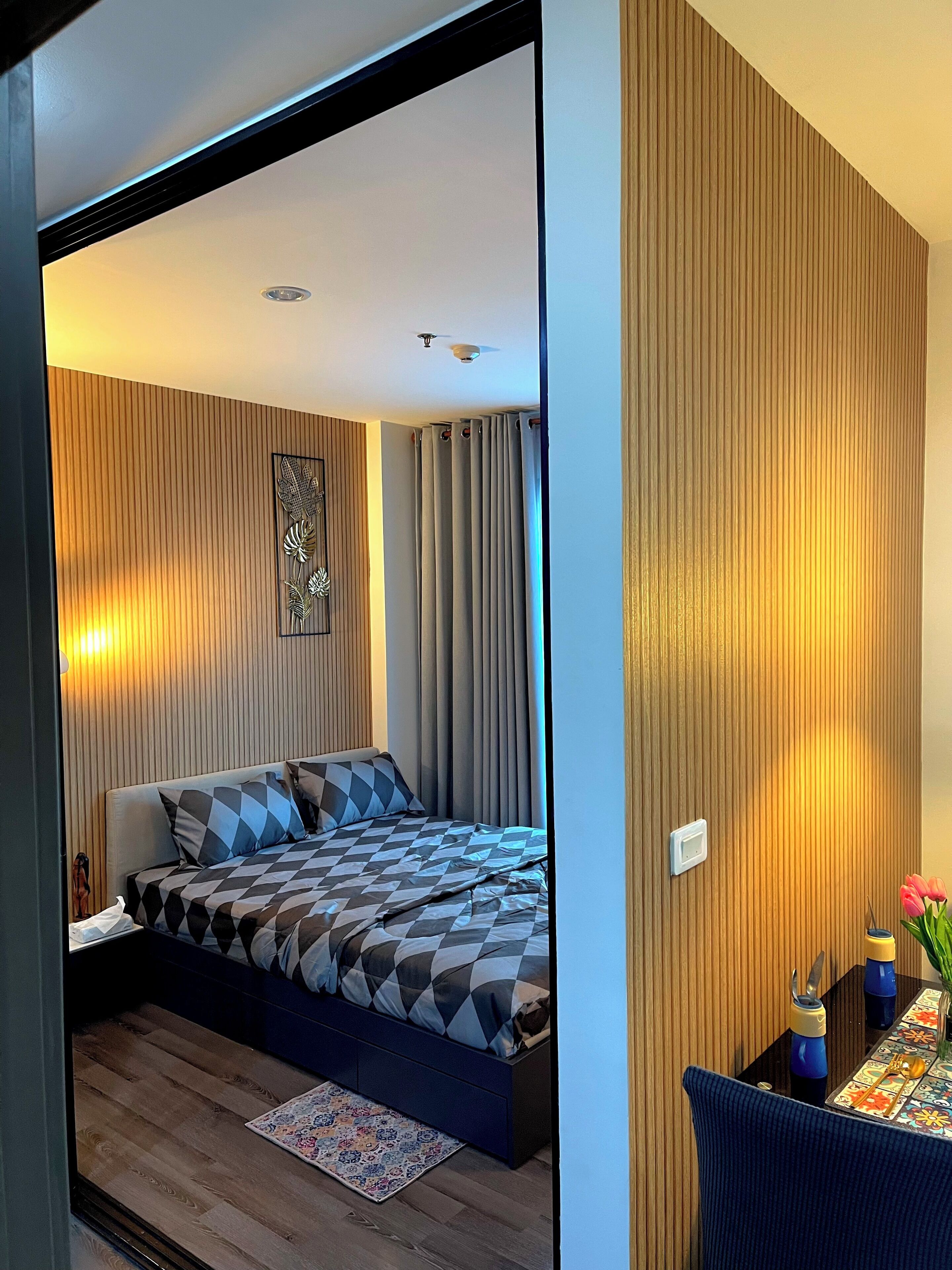 1 chambre, fer et planche à repasser, Wi-Fi, draps fournis