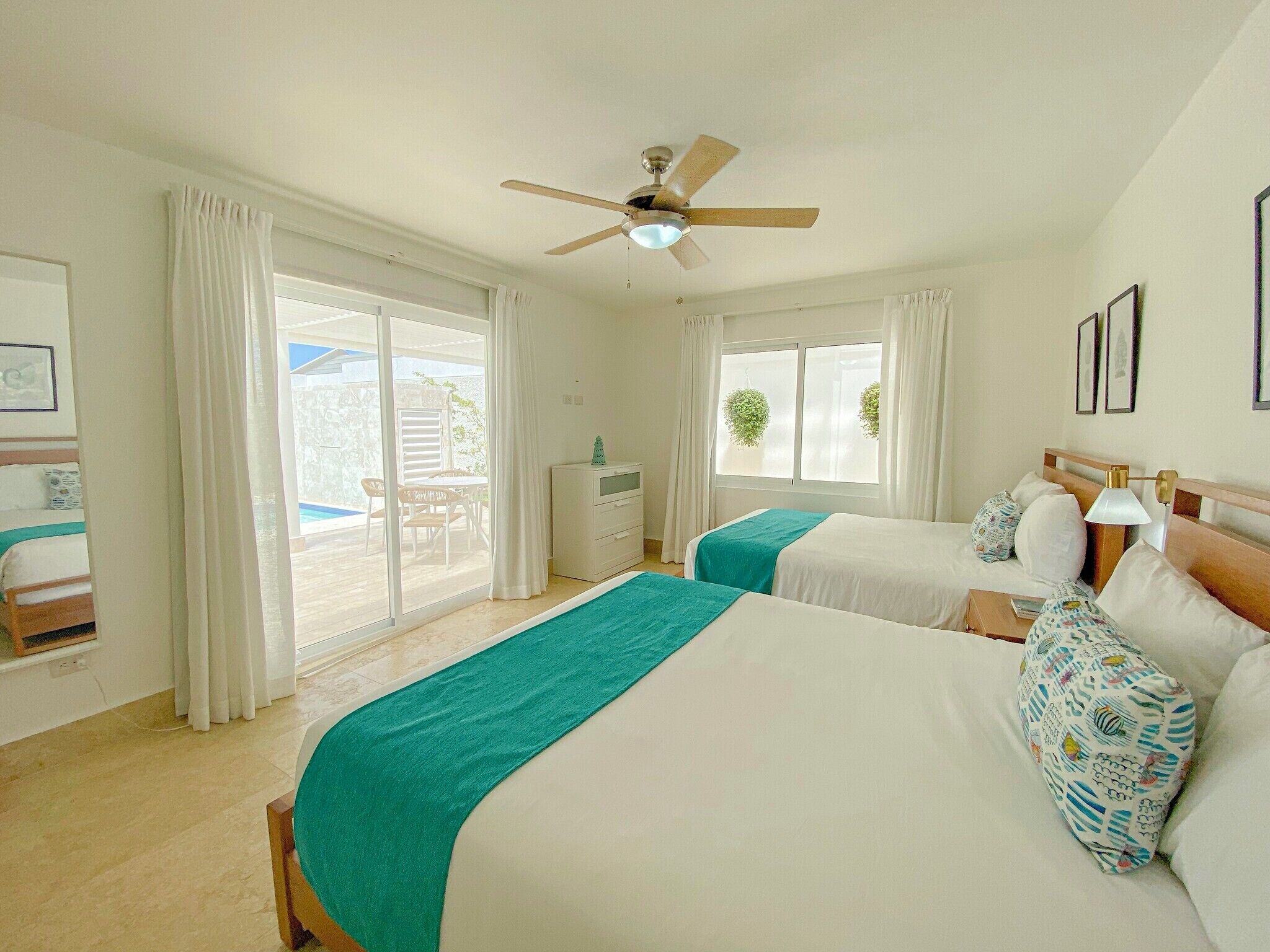 2 habitaciones, tabla de planchar con plancha y wifi gratis 