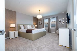 5 Schlafzimmer, Schreibtisch, Bügeleisen/Bügelbrett, kostenloses WLAN
