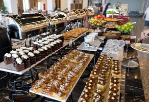Desayuno buffet incluido todos los días 