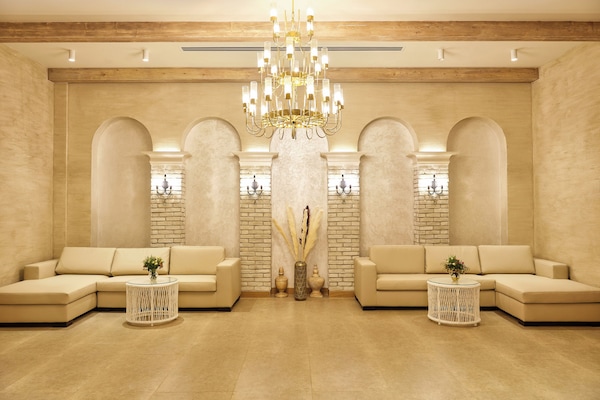 Behandelingskamers voor koppels, een sauna, een stoombad