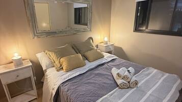 2 bedrooms, WiFi, bed sheets