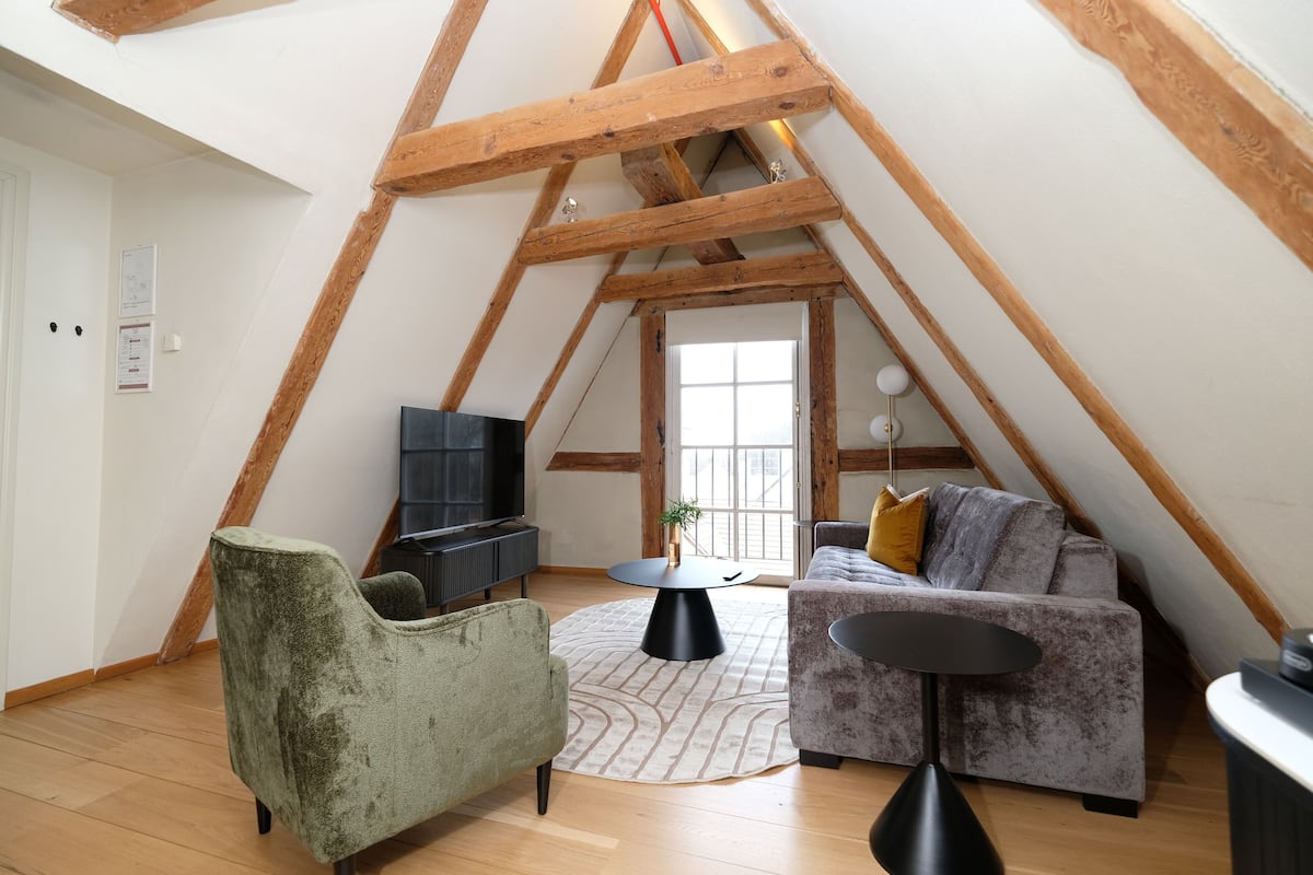 Junior Double Room | 1 bedroom, premium bedding, in-room safe, individually decorated