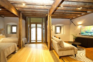 Family Room, Balcony | Premium bedding, in-room safe, individually decorated