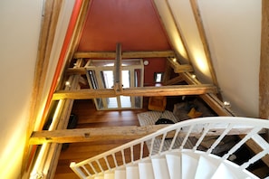 Traditional Suite