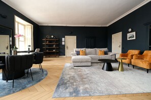 皇家套房, 庭院景观 | 高档床上用品、客房内保险箱、特色装修  、特色家居