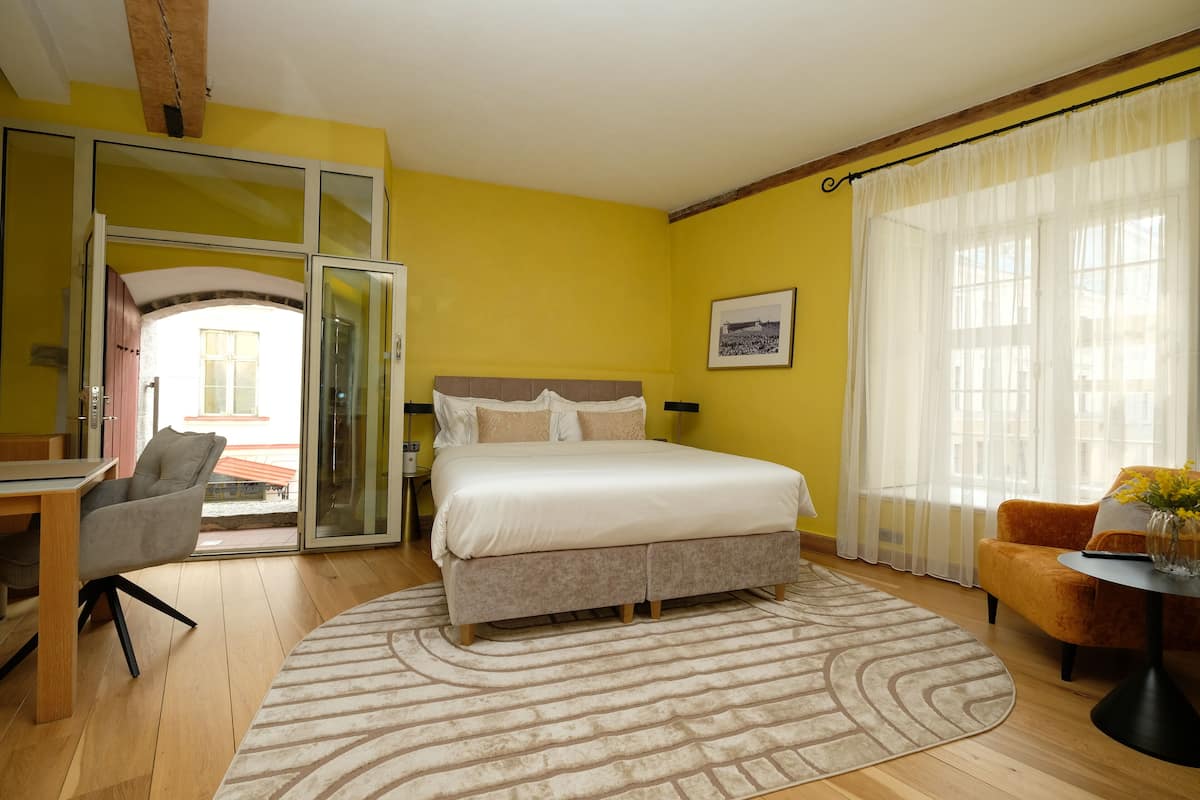 Panoramic Double Room | 1 bedroom, premium bedding, in-room safe, individually decorated