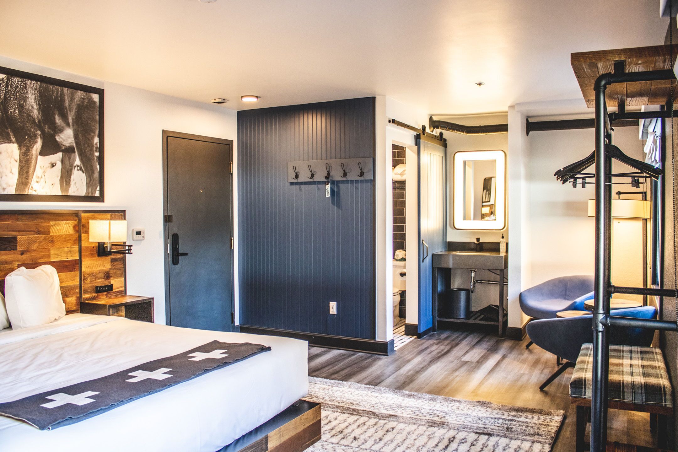 In-room safe, desk, free WiFi, bed sheets