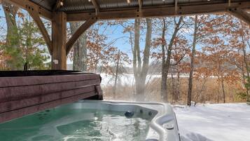 Idromassaggio all'aperto