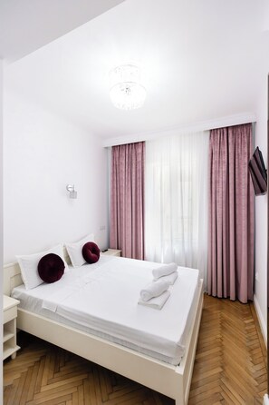 Basic Room, Courtyard View | 1 bedroom, free WiFi