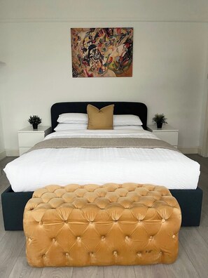 1 quarto, Wi-Fi de cortesia, roupa de cama