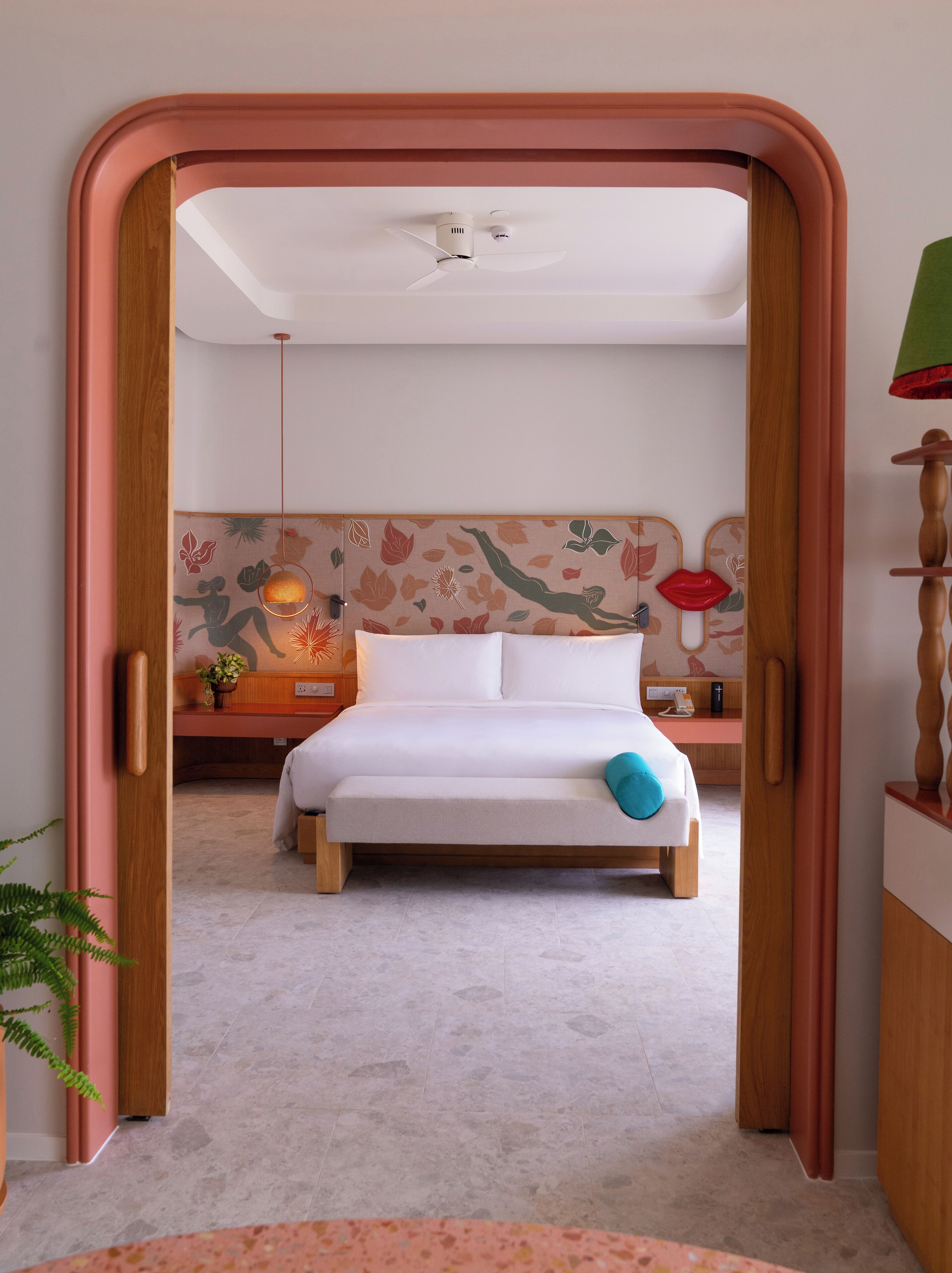 Minibar y caja de seguridad en la habitación 