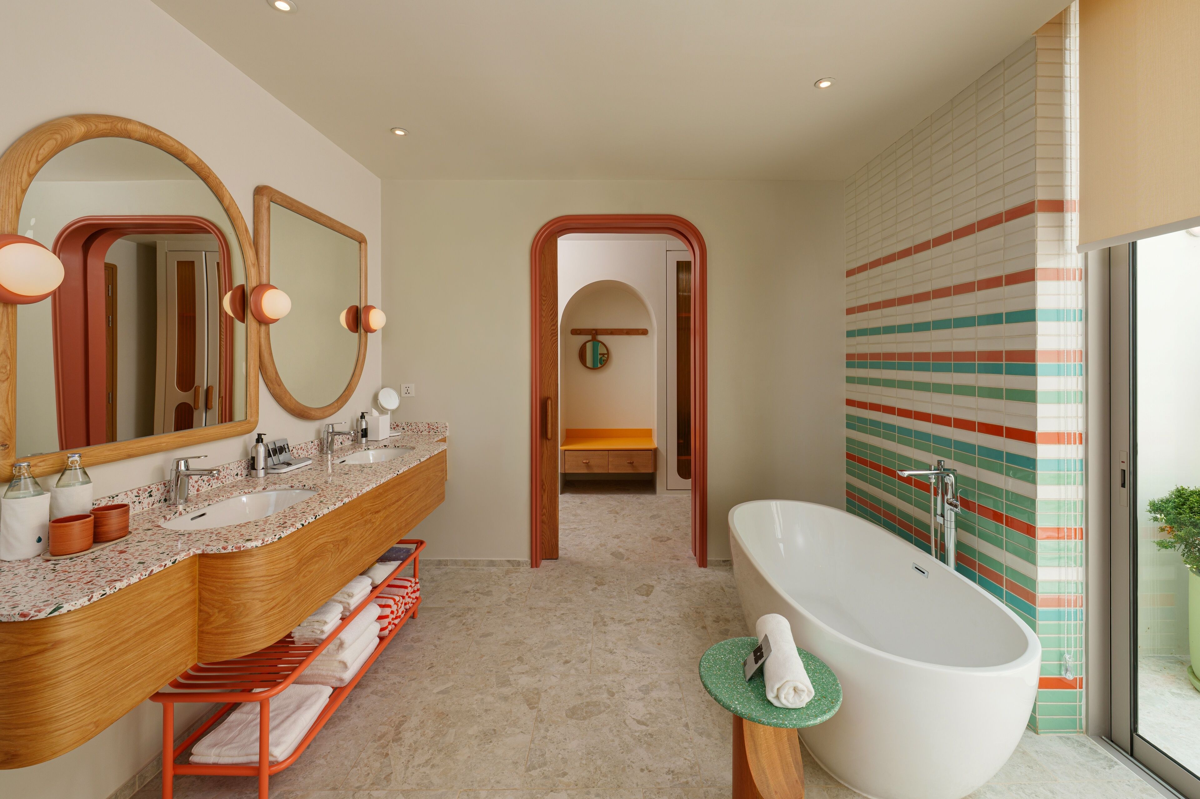 Deluxe Suite, 1 Bedroom, Private Pool | Bathroom | Free toiletries, hair dryer, bathrobes, towels
