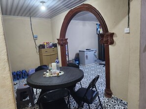 مطعم