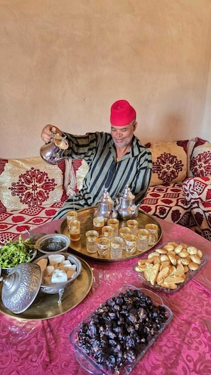 Reception -  Dar Tamzdamte Skoura  (Skoura)