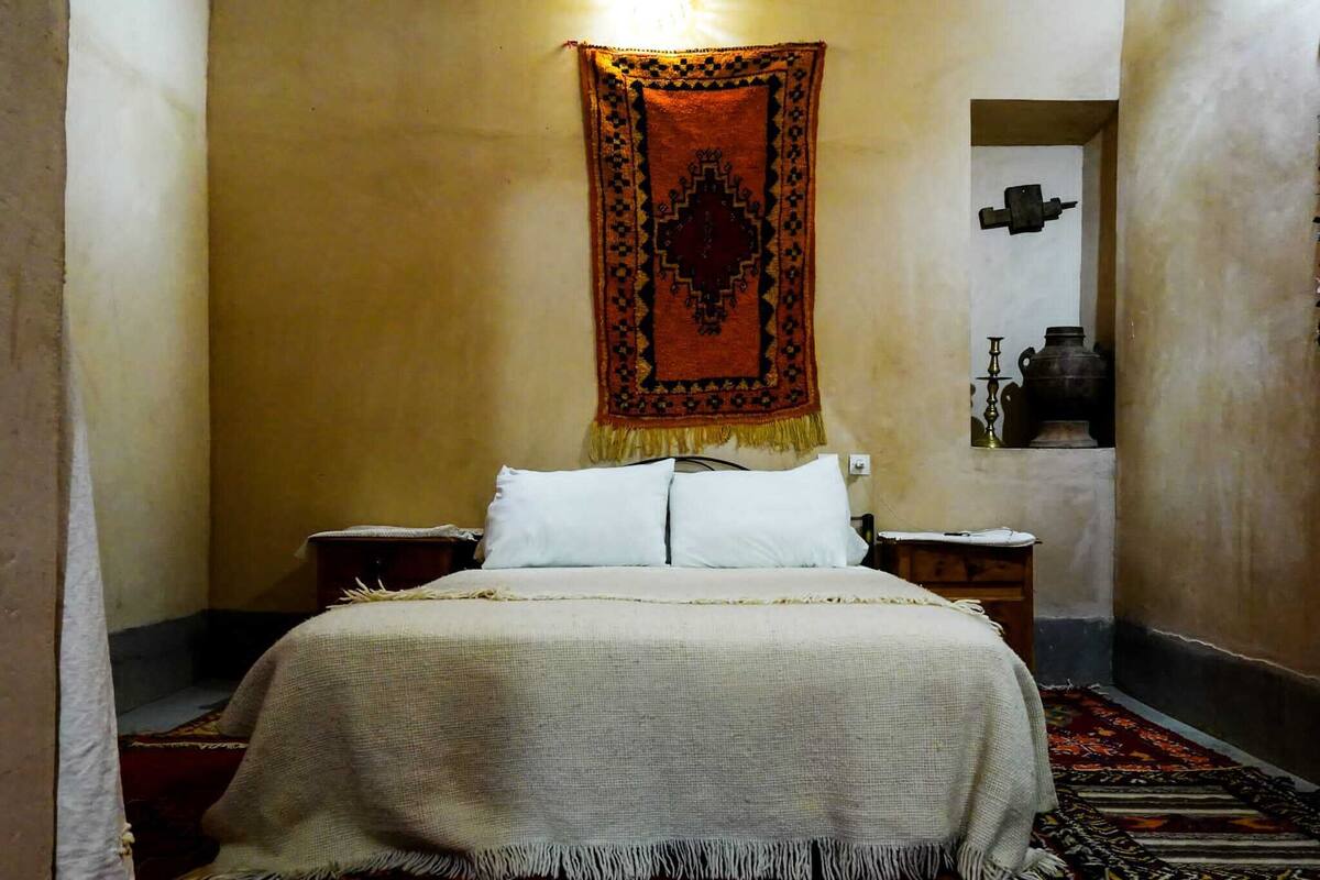 Comfort-Dreibettzimmer, 1 Doppelbett und Schlafsofa, Bergblick | Ausblick vom Zimmer