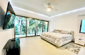 2 chambres, fer et planche à repasser, Wi-Fi gratuit, draps fournis