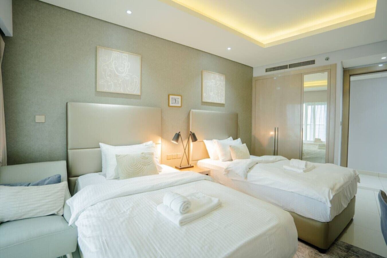 2 quartos, escrivaninha, ferros/tábuas de passar roupa, Wi-Fi