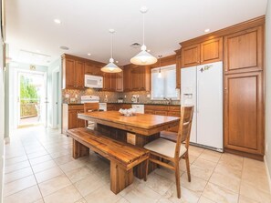 Fridge, microwave, oven, stovetop - Charming 3-Bedroom Home Near Beach (Cape May)