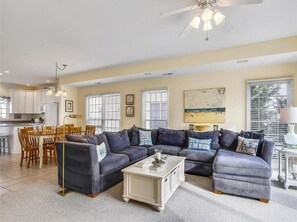 Smart TV, DVD player - Spacious 4BR Townhome near the Ocean (North Bethany Beach)