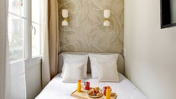 1 chambre, accĂšs Internet, draps fournis