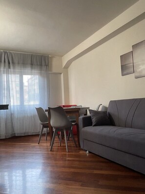 Classic Apartment, City View | Living area - Valori  (Florence)