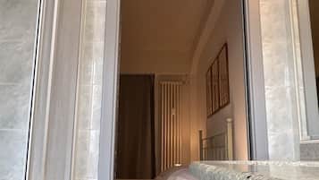 Tabla de planchar con plancha