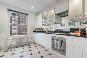 Fridge, oven, dishwasher, toaster