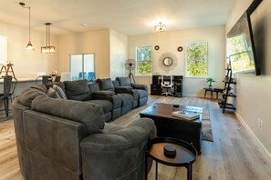 TV connectée, livres, imprimantes