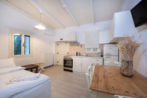 9 bedrooms, iron/ironing board, travel crib, free WiFi - Villa Arancia - Villa with Private Pool (Rethymno)