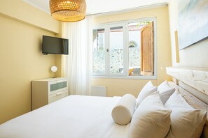 9 Schlafzimmer, Bügeleisen/Bügelbrett, Reisekinderbett, kostenloses WLAN