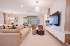 Smart TV, videogames