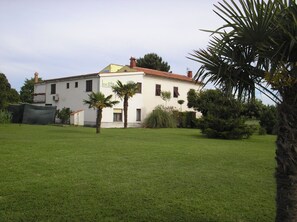 Fachada da propriedade