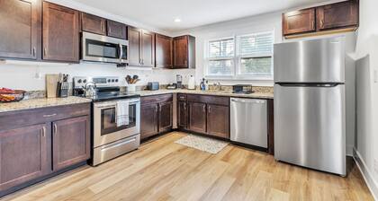 Charming 2BR Walkable to Swamp Rabbit Trail