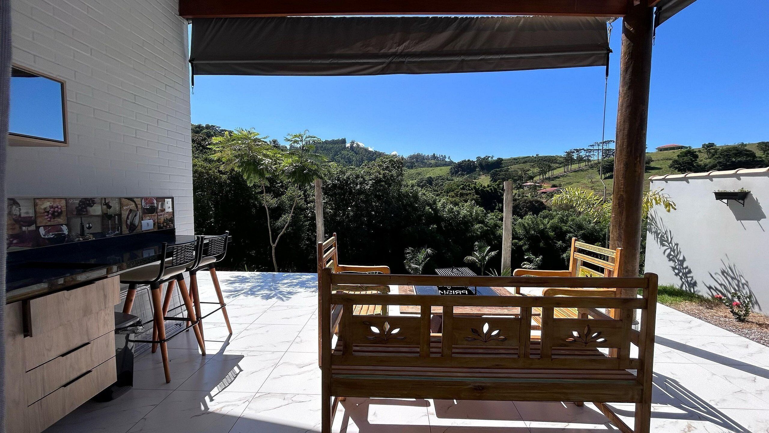 Cabin | Tempat makan luar