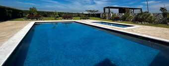 Apartments Altabrisa GRAND LIVING Residencial Villabrisa by AIRA Mexico