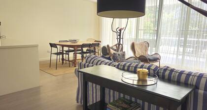 Immaculate & Conveniently Located Apartment in the Heart of Gordon