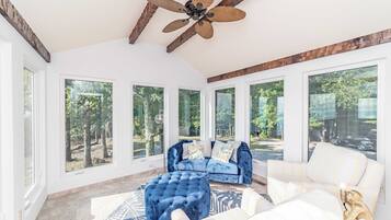 Rumah (4 Bedrooms) | Interior