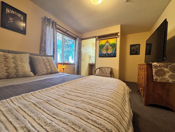 1 chambre, fer et planche à repasser, Wi-Fi, draps fournis