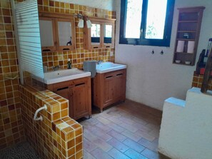 Ducha, secador de pelo